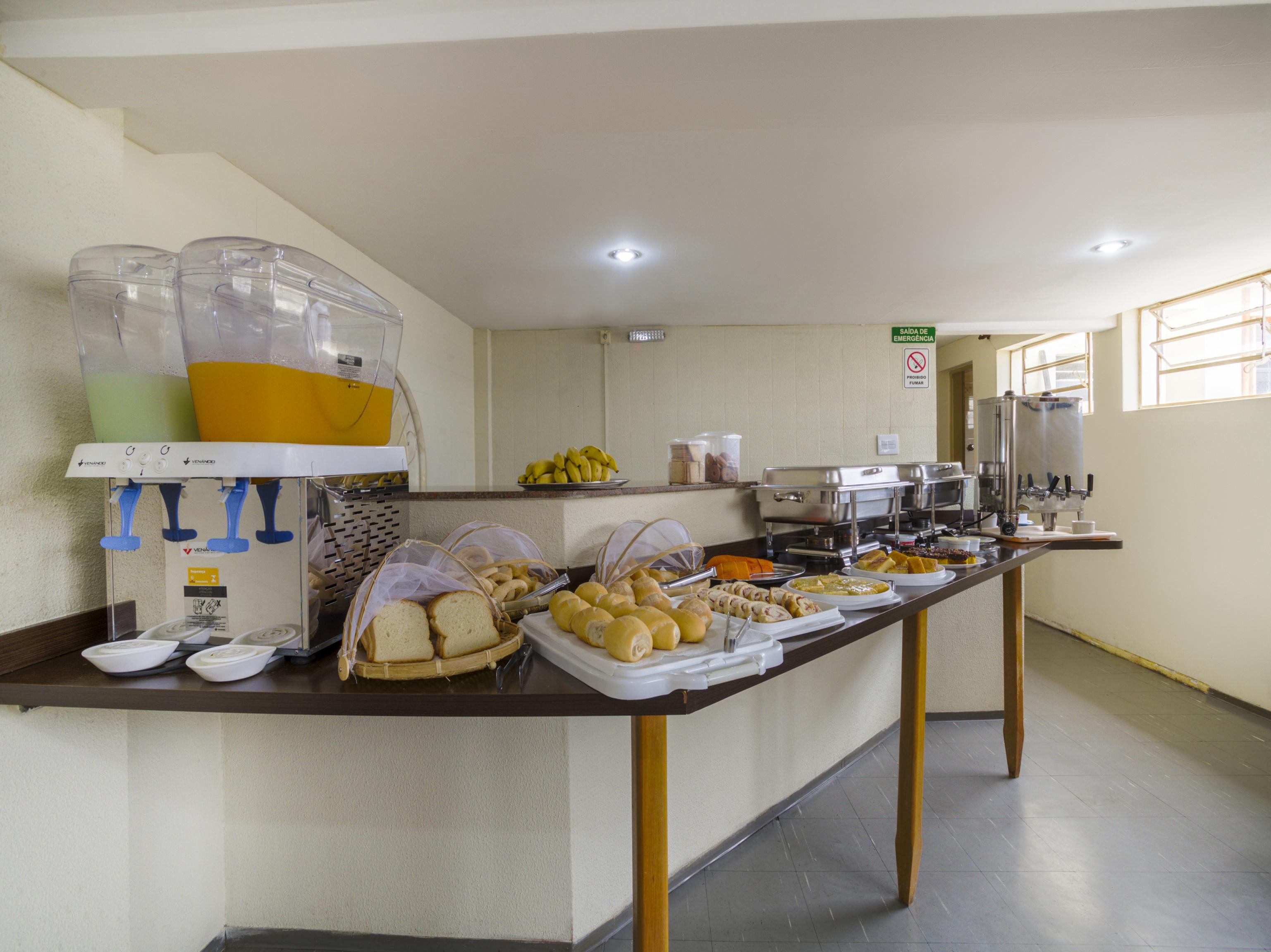 Hotel La Rocca, Гояния Экстерьер фото